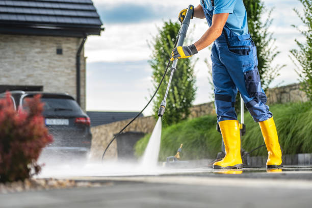 Professional Pressure Washing Services in Zephyrhills South, FL